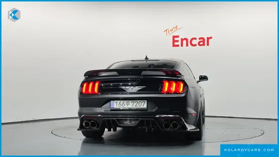 FORD MUSTANG GT COUPE