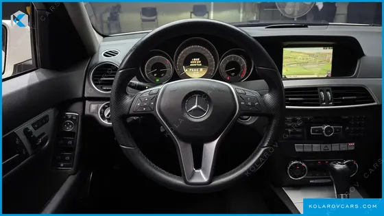 MERCEDES C-CLASS C200 CGI AVANTGARDE