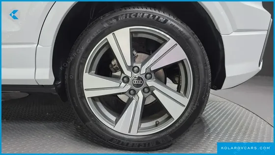 AUDI Q2 35 TDI PREMIUM