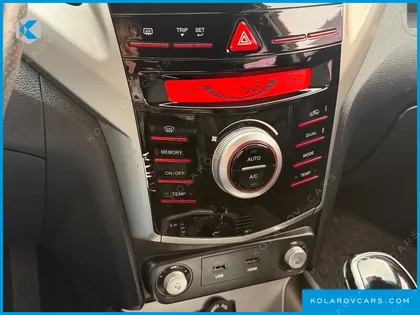 KGM - SSANGYONG TIVOLI LX 2WD