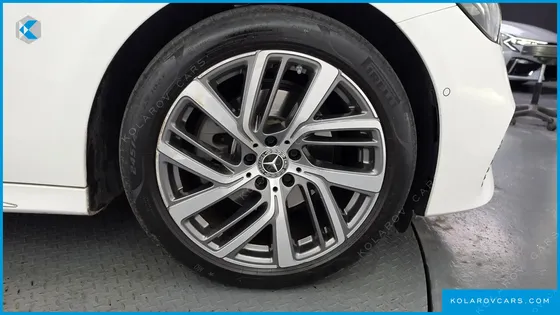 MERCEDES E-CLASS E220D 4MATIC EXCLUSIVE