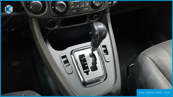KGM - SSANGYONG KORANDO 4WD LT 11-SEATER