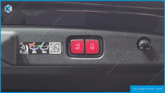 MERCEDES E-CLASS E200 AMG LINE