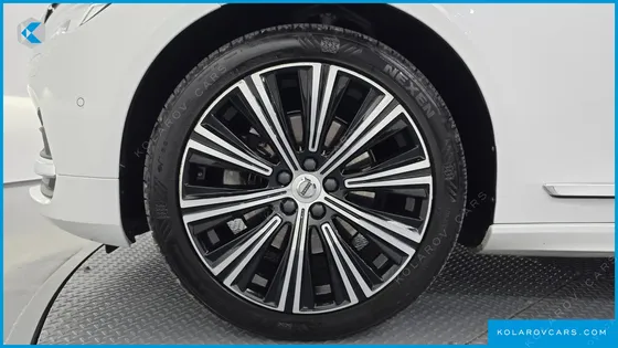 VOLVO S90 B5 INSCRIPTION