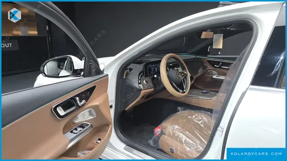 MERCEDES E-CLASS E300 4MATIC EXCLUSIVE
