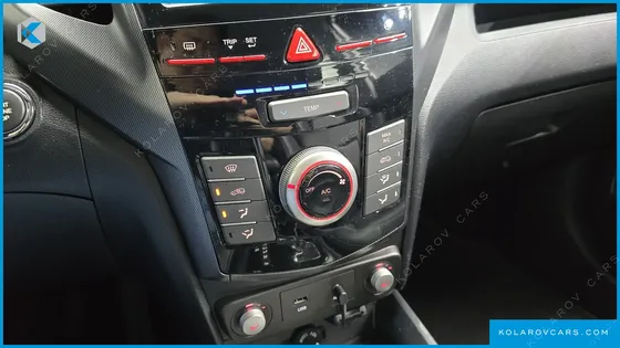 KGM - SSANGYONG TIVOLI VX 2WD