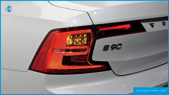 VOLVO S90 D5 AWD INSCRIPTION