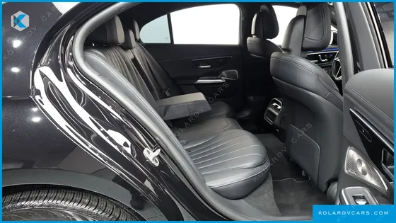 MERCEDES E-CLASS E300 4MATIC EXCLUSIVE