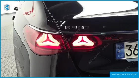 MERCEDES E-CLASS E300 4MATIC EXCLUSIVE
