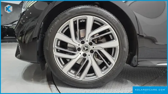 MERCEDES E-CLASS E220D 4MATIC EXCLUSIVE
