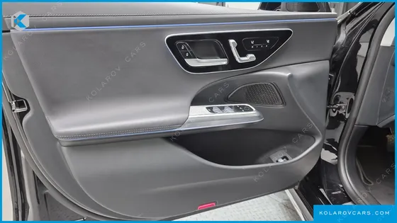 MERCEDES E-CLASS E220D 4MATIC EXCLUSIVE