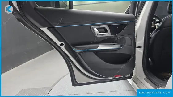 MERCEDES E-CLASS E200 AVANTGARDE