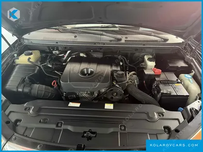 KGM - SSANGYONG KORANDO 4WD CHATEAU 11-SEATER