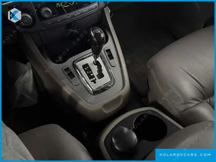 KGM - SSANGYONG KORANDO 4WD CHATEAU 11-SEATER