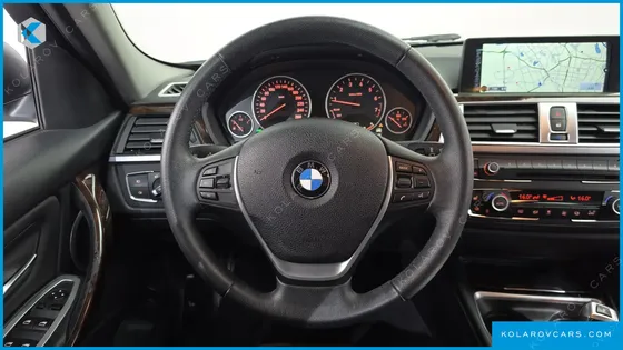 BMW 3 SERIES 320I