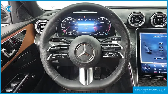MERCEDES C-CLASS C300 4MATIC AMG LINE