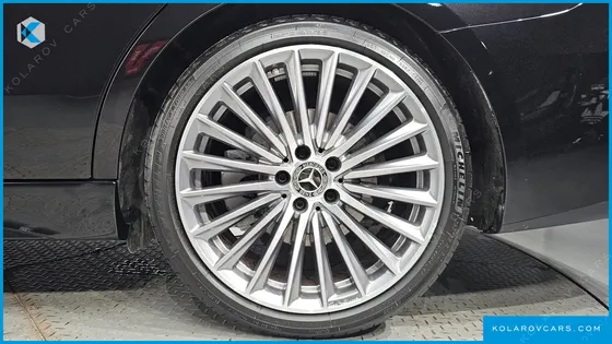 MERCEDES C-CLASS C300 4MATIC AMG LINE