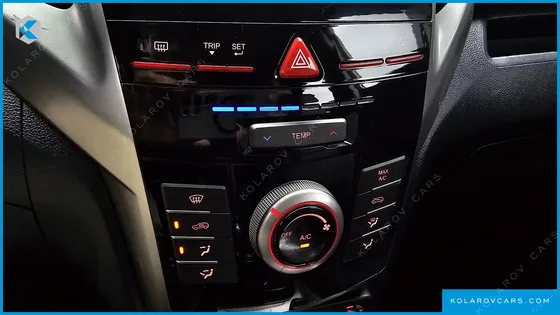 KGM - SSANGYONG TIVOLI VX 2WD