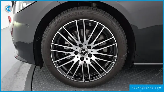 MERCEDES C-CLASS C300 4MATIC AVANTGARDE