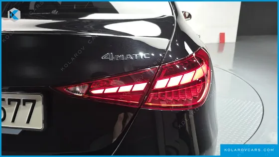 MERCEDES C-CLASS C300 4MATIC AVANTGARDE