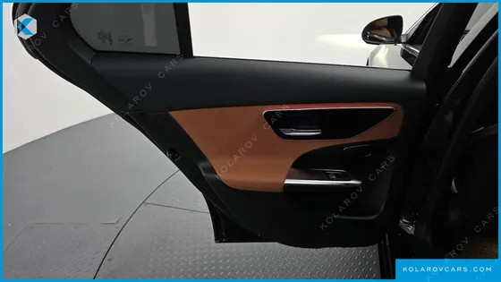 MERCEDES C-CLASS C300 4MATIC AVANTGARDE