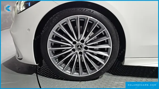 MERCEDES C-CLASS C300 4MATIC AMG LINE