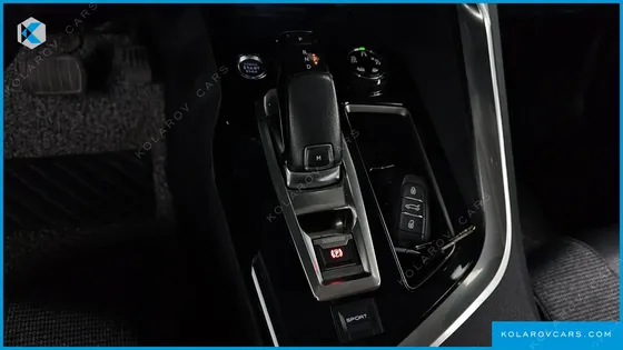 PEUGEOT 5008 1.5 BLUEHDI ALLURE