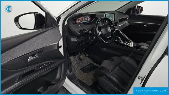 PEUGEOT 5008 1.5 BLUEHDI ALLURE