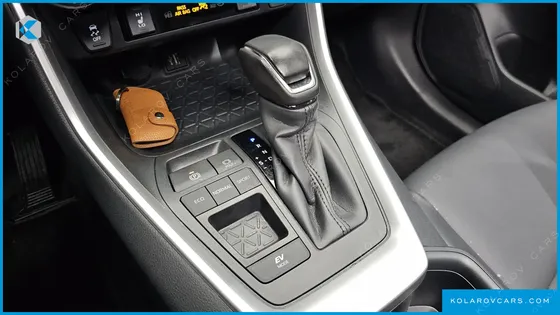 TOYOTA RAV4 2.5 2WD HYBRID XLE