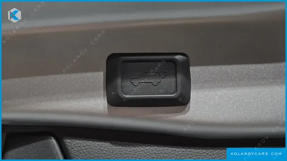 TOYOTA RAV4 2.5 2WD HYBRID XLE