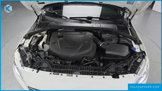 VOLVO S60 D4