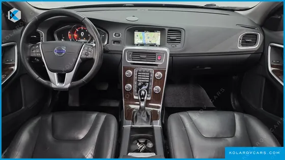 VOLVO S60 D4