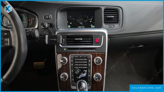 VOLVO S60 D4