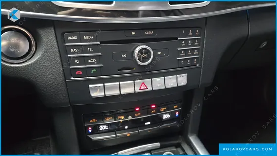 MERCEDES E-CLASS E250 BLUETEC 4MATIC AV