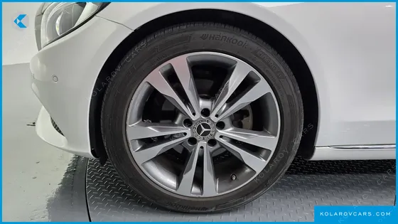 MERCEDES C-CLASS C220 D AVANTGARDE