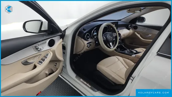 MERCEDES C-CLASS C220 D AVANTGARDE