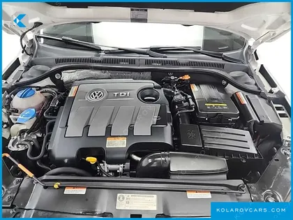 VOLKSWAGEN JETTA 1.6 TDI BLUE MOTION