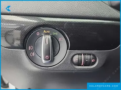 VOLKSWAGEN JETTA 1.6 TDI BLUE MOTION