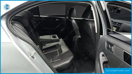 VOLKSWAGEN JETTA 2.0 TDI BLUEMOTION PREMIUM
