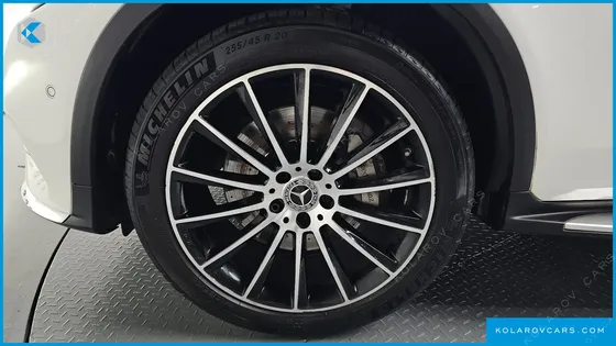 MERCEDES GLC-CLASS GLC300 4MATIC AMG LINE
