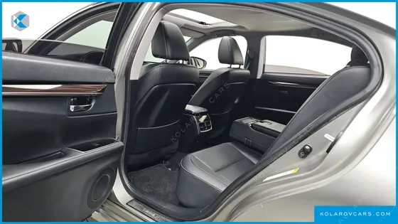 LEXUS ES EXECUTIVE