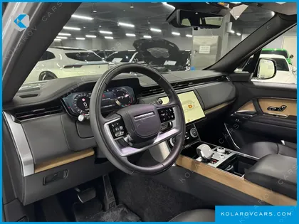LAND ROVER RANGE ROVER P530 SV LONG WHEEL BASE