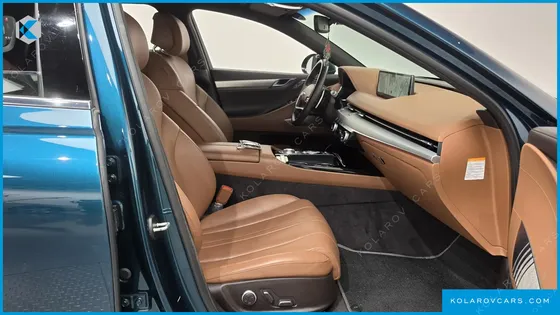 GENESIS G80 E-AWD