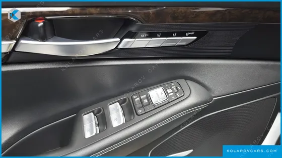 GENESIS G90 3.3 T AWD