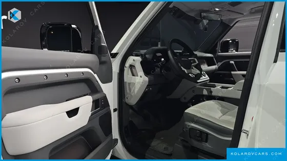 LAND ROVER DEFENDER 110 D250 X-DYNAMIC SE