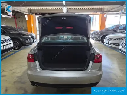 AUDI A6 2.0 TDI DYNAMIC
