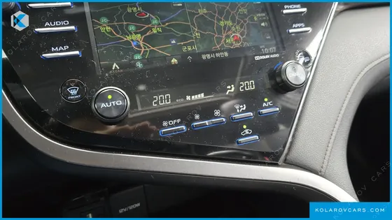 TOYOTA CAMRY 2.5 XLE HYBRID