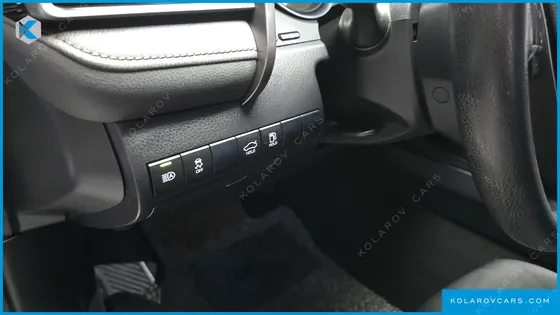 TOYOTA CAMRY 2.5 LE HYBRID