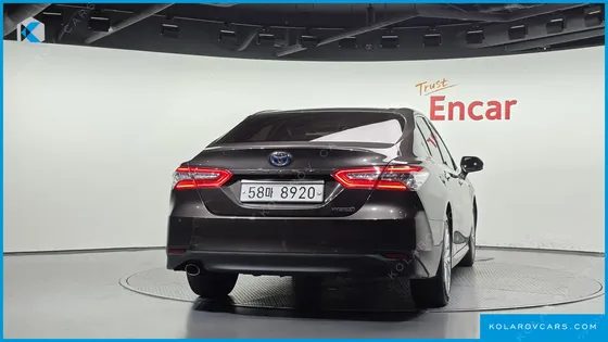 TOYOTA CAMRY 2.5 XLE HYBRID