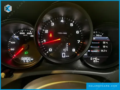 PORSCHE MACAN 2.0